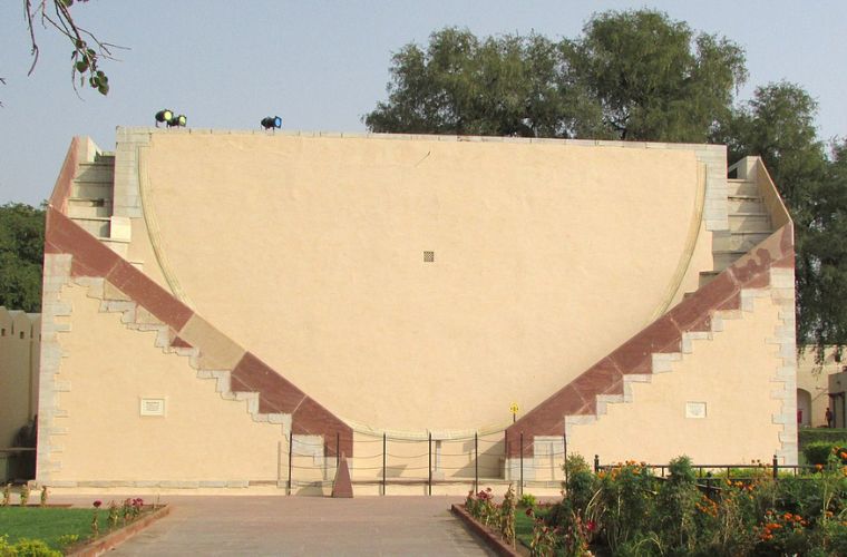 Dakshin Bhitti Yantra