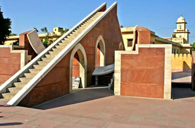 Dhruva Darshak Pattika jantar mantar in Jaipur