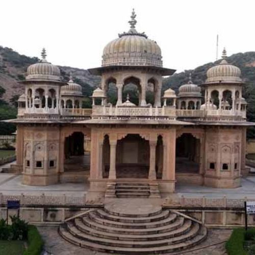 Gaitore Ki Chhatriyan Jaipur with beautifully carved royal cenotaphs and scenic heritage architecture