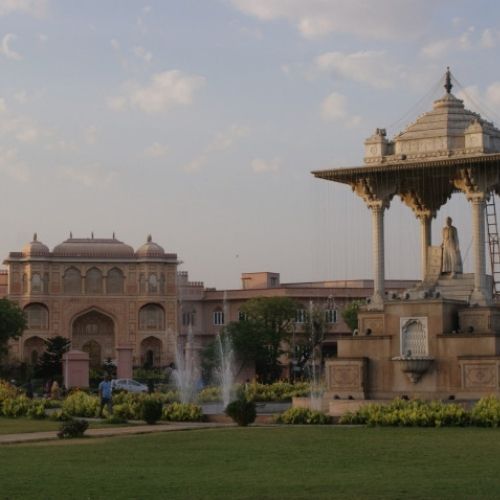 Close-up of Maharaja Sawai Jai Singh II statue at Statue Circle Jaipur