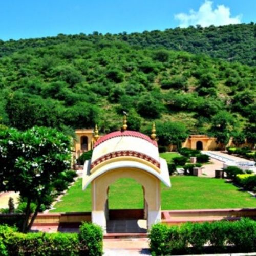 Sisodia Rani Ka Bagh entrance in Jaipur.